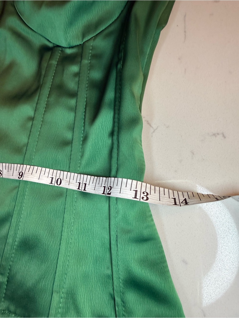 PrettyLittleThing Green Satin Boned Corset Top - Picture 9 of 10